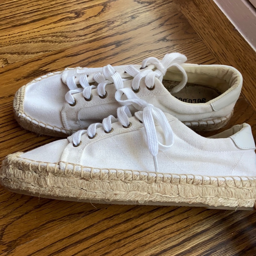 Soludos sneaks